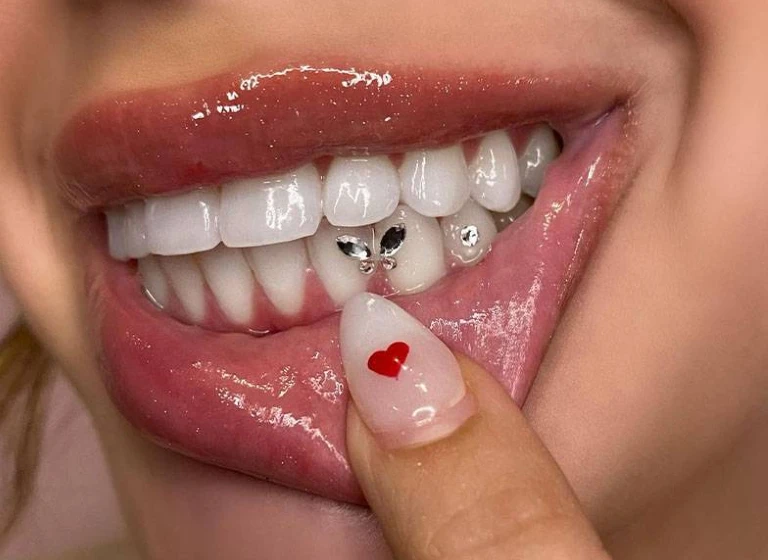 TEETH JEWELLERY